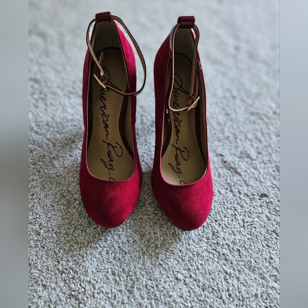 AMERICAN RAG Red Suede Heels